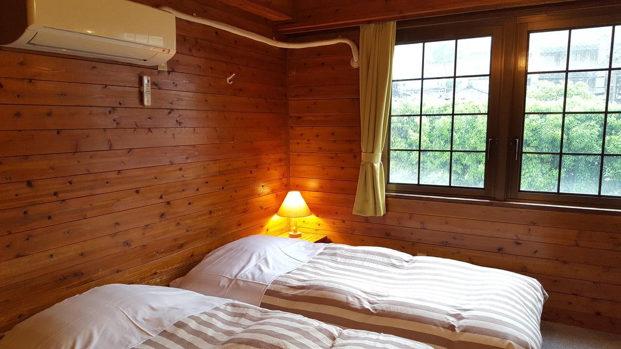Pension Baden Heim Nagasaki Esterno foto